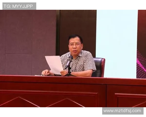 于德豪的成长之路：从普通学子到行业领军人物的奋斗故事