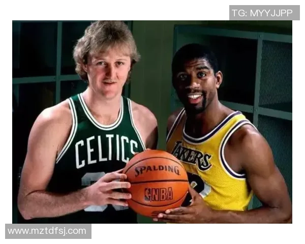 乔丹克拉克森：从替补到明星球员的逆袭之路与篮球梦想