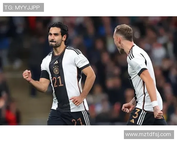 京多安的传奇之路：从青涩新星到足球巨星的华丽转身