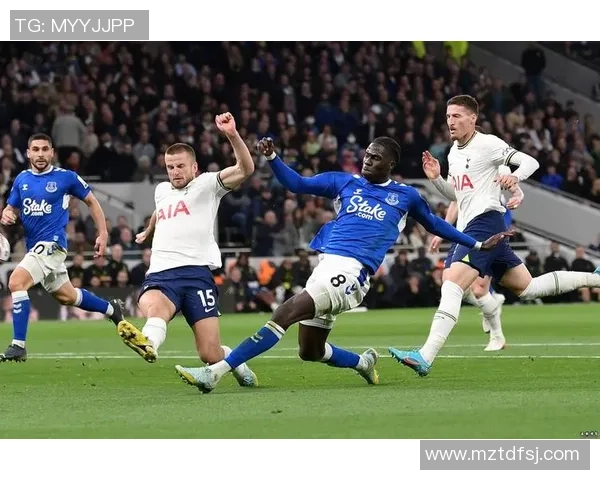 英超焦点战西布朗主场迎战热刺双方争夺三分激战一触即发