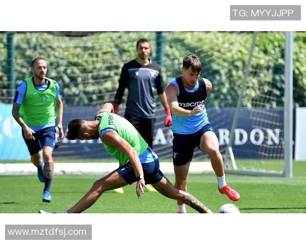 莫火车与尼斯直播对决精彩纷呈球迷热情高涨不容错过 莫火车与尼斯直播对决精彩纷呈球迷热情高涨不容错过