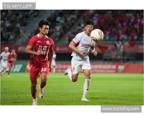 中甲联赛焦点战卓尔迎战辽宁全力争胜展现球队实力