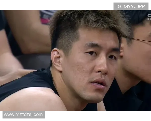 郭艾伦带领中国男篮再创辉煌展现青春风采与拼搏精神的精彩旅程